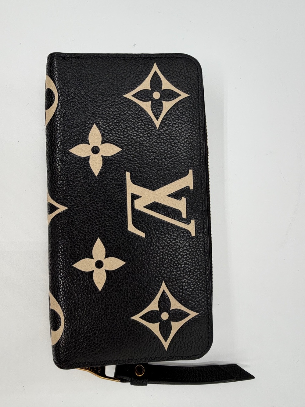 Louis Vuitton Black & Cream Monogram Zip-Around Wallet - Picture 3 of 13